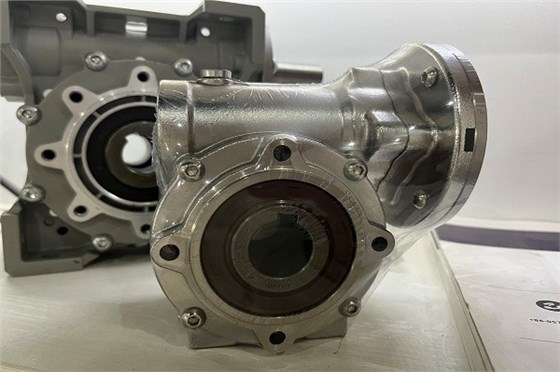 上海艾思捷推薦一款高溫?zé)岘h(huán)境減速電機 (2).jpg